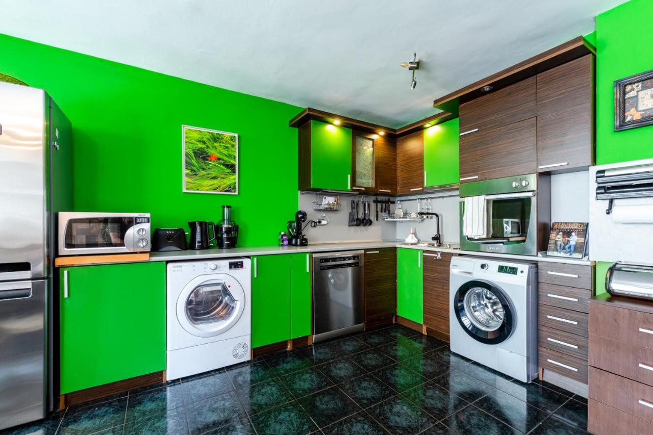 The Green Apartment - Free Parking Sofia Extérieur photo