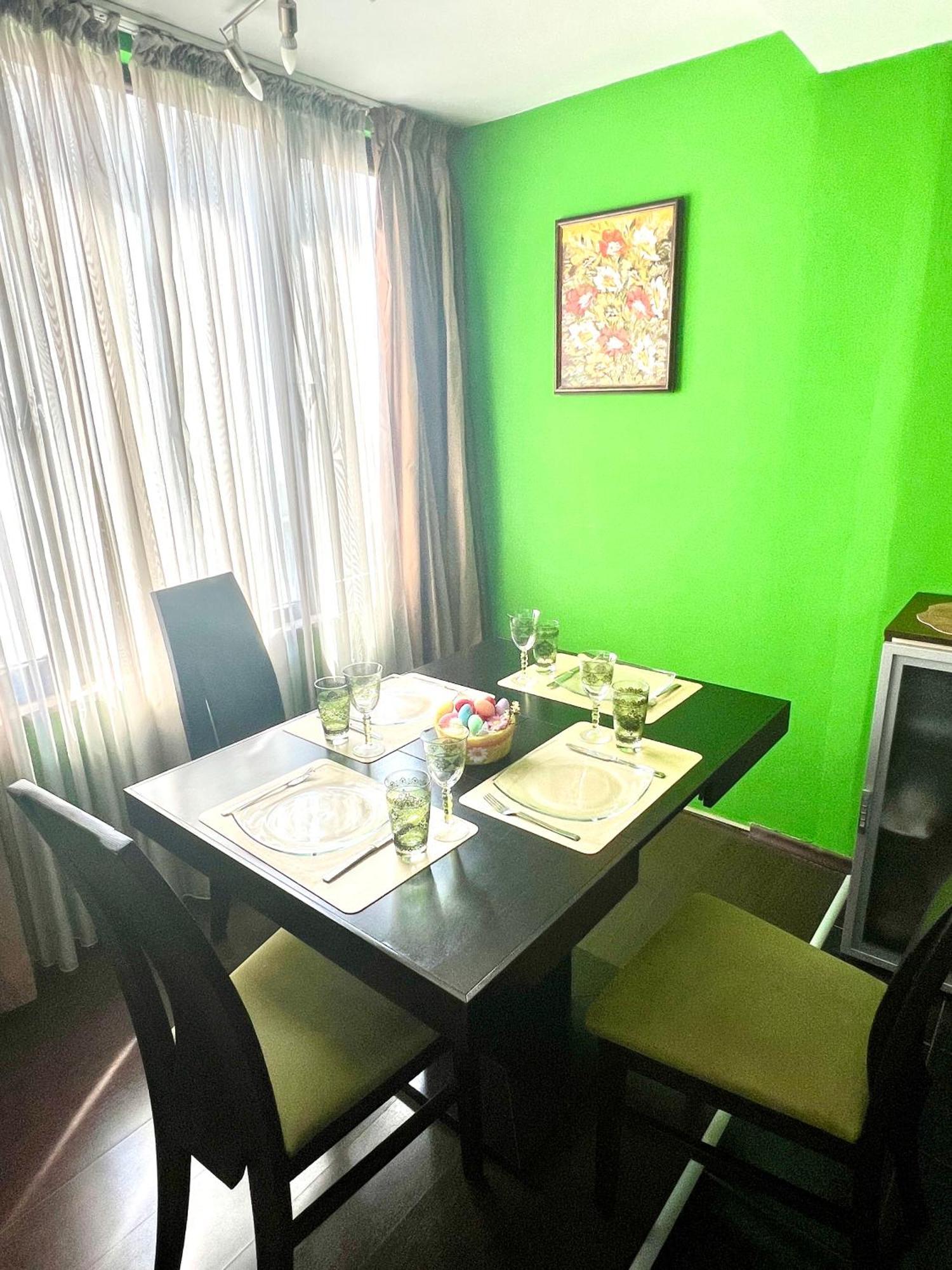 The Green Apartment - Free Parking Sofia Extérieur photo