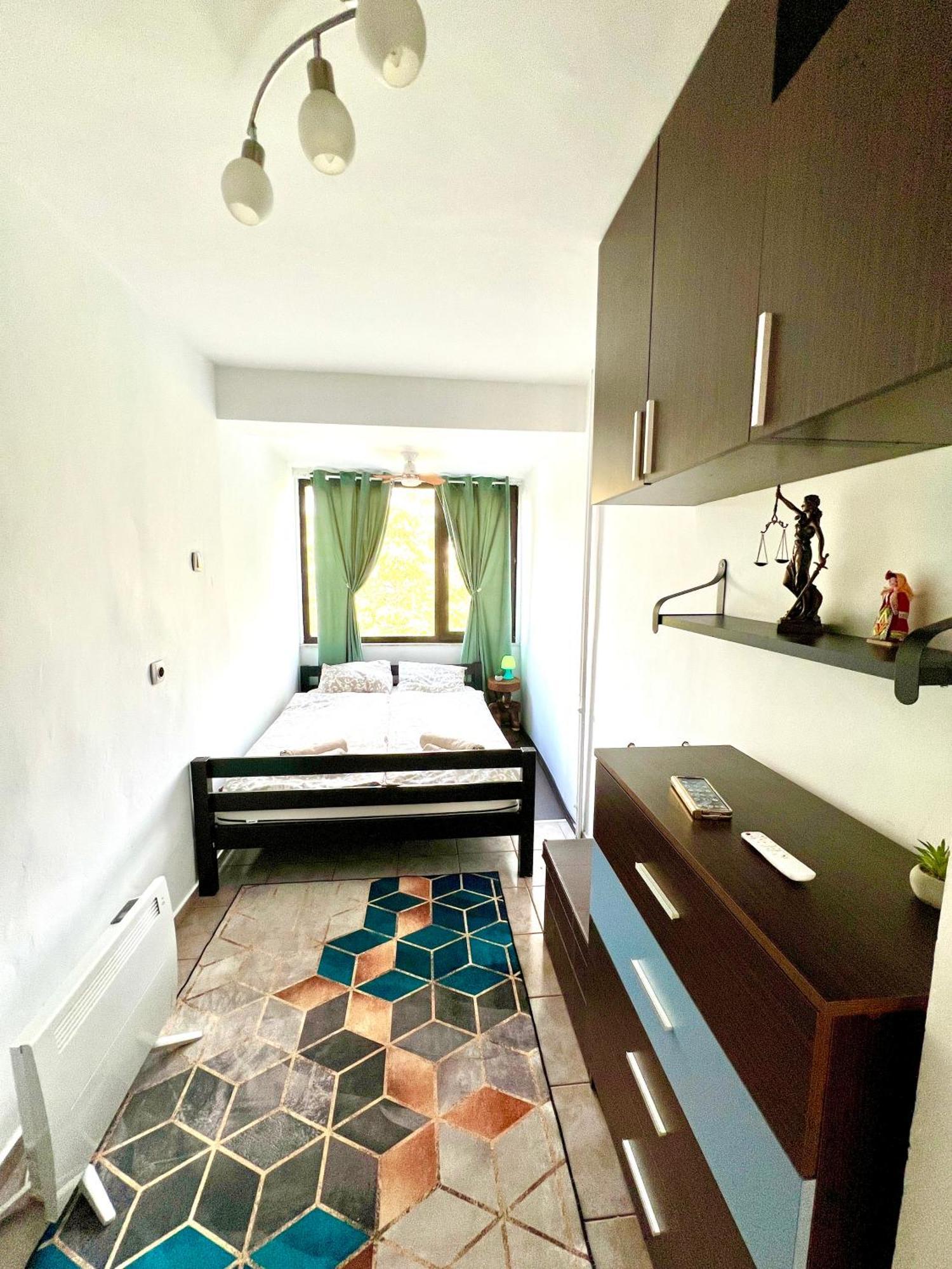 The Green Apartment - Free Parking Sofia Extérieur photo